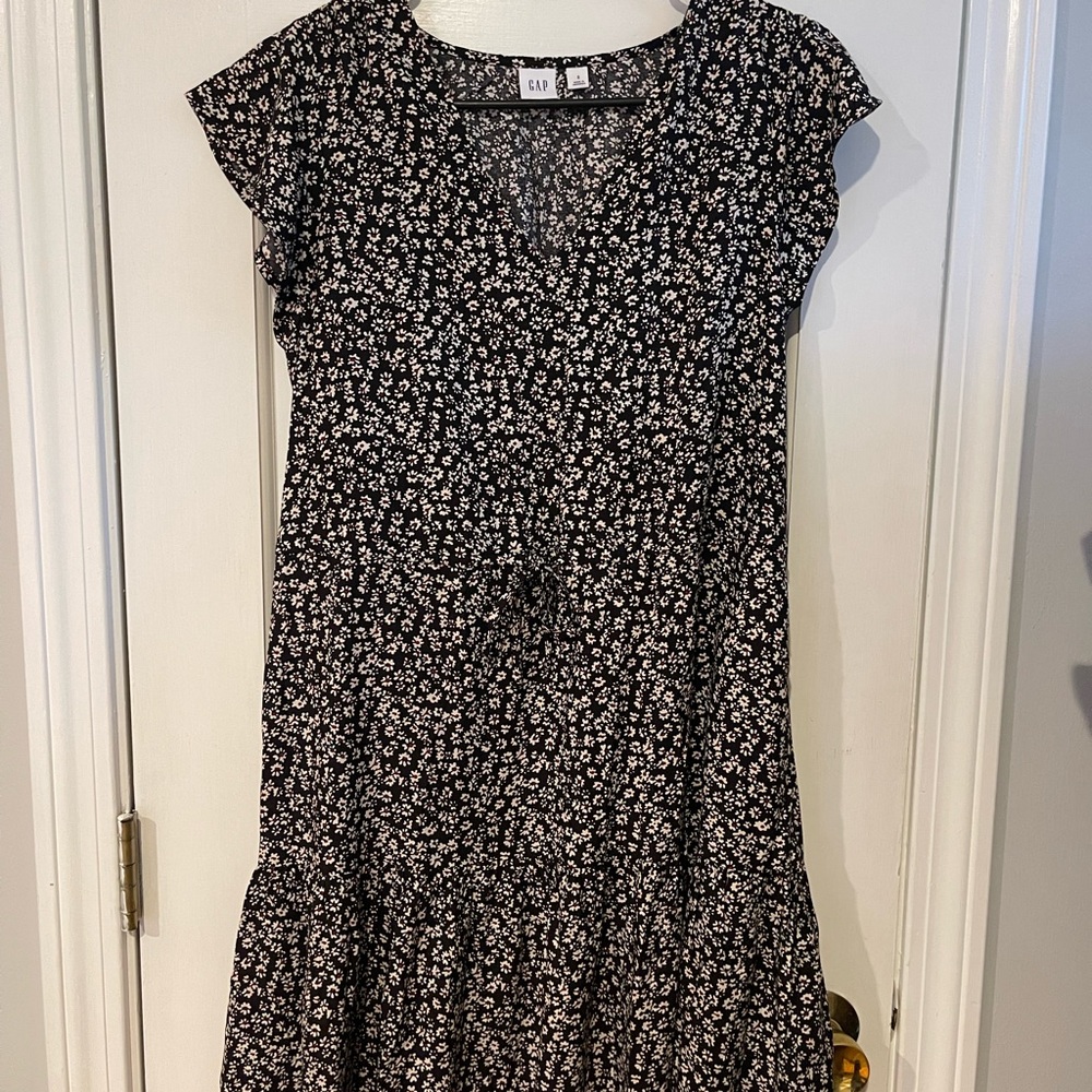 GAP Black and White Floral Mini Dress